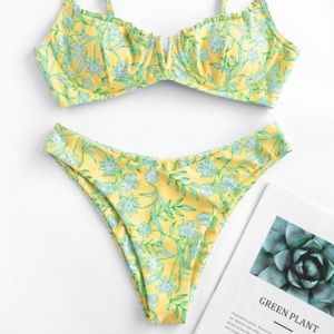 Zaful Floral V-wire Lettuce High Cut Bikini